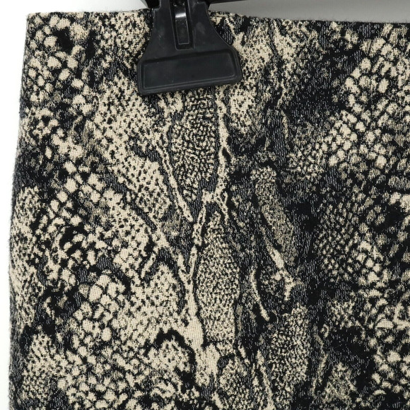Talbots Skirt 12 Womens Black Beige Animal Print Lined Pencil Snakeskin print - Picture 7 of 9